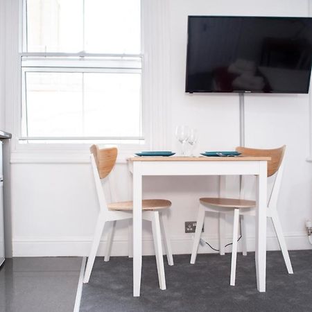 Special Offer! Lovely Studio - Zone 1 - Hyde Park Londýn Exteriér fotografie